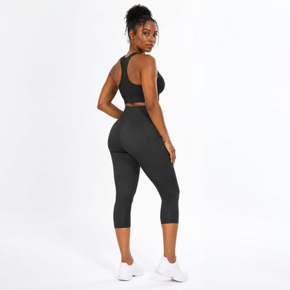 Aloveta FlexContour High-Waist Pocket Capri Leggings — Black SKU view